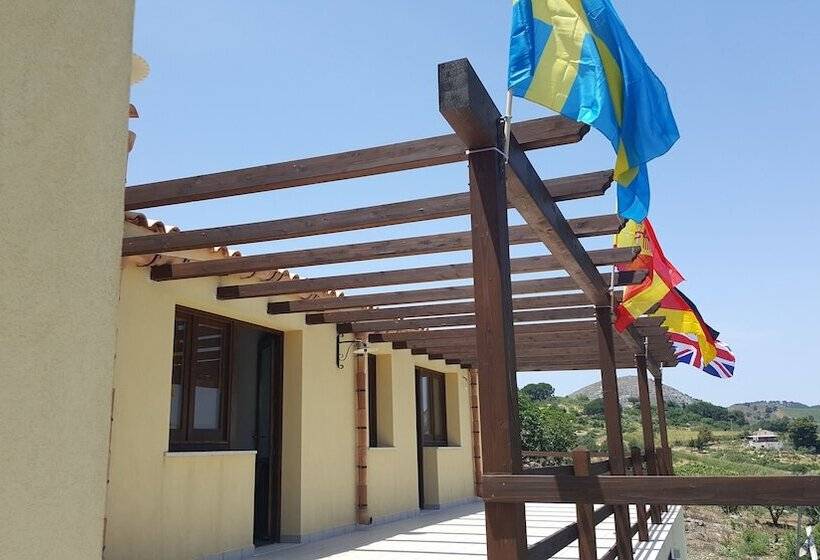 בית מלון כפרי Agriturismo Gessi