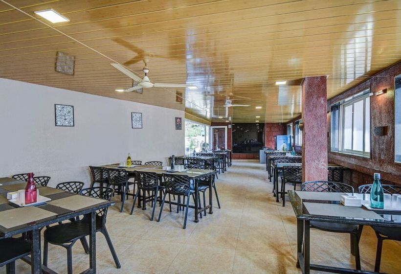 هتل Treebo Jp Cottage