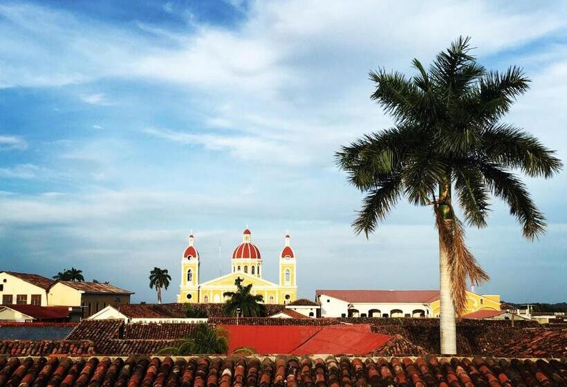 پانسیون Casa Calala