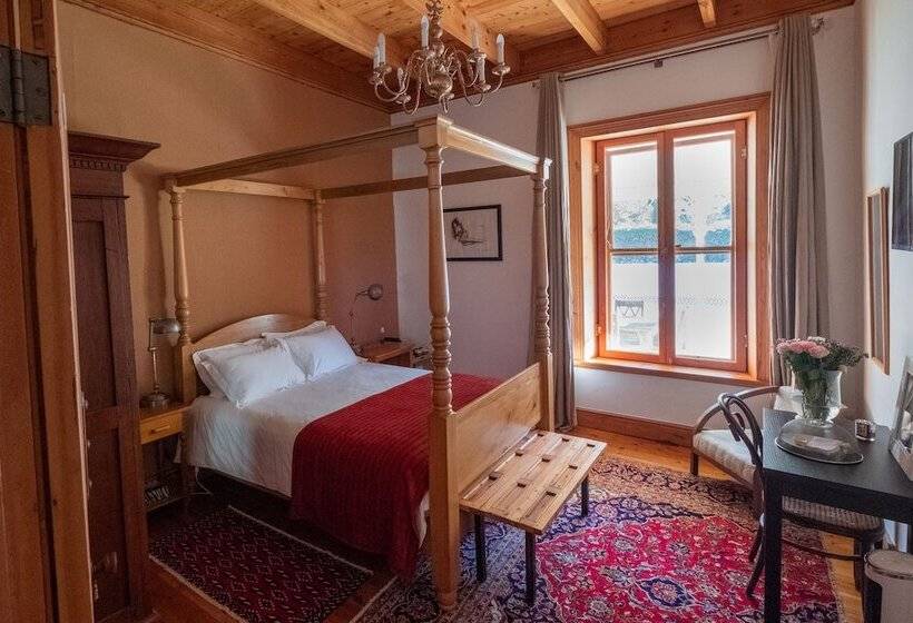 بنسيون Merindol Manor