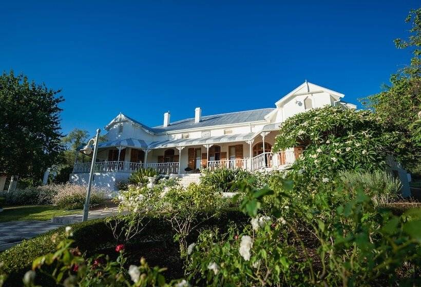 بنسيون Merindol Manor