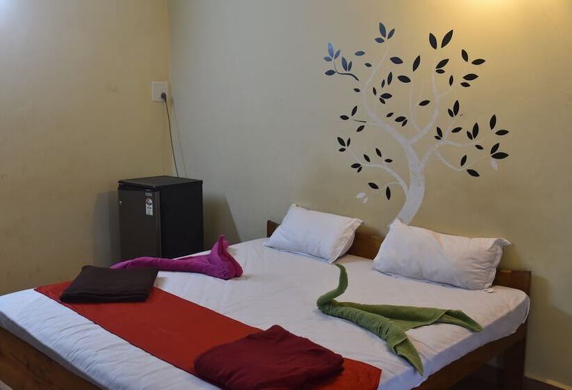 Pensionat Smiley Baga Coast