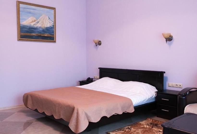 The Best Day Country Club