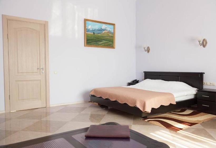 The Best Day Country Club