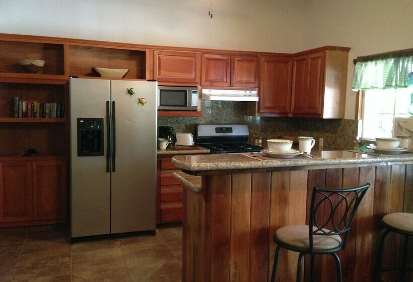 Turtle Beach Cottages