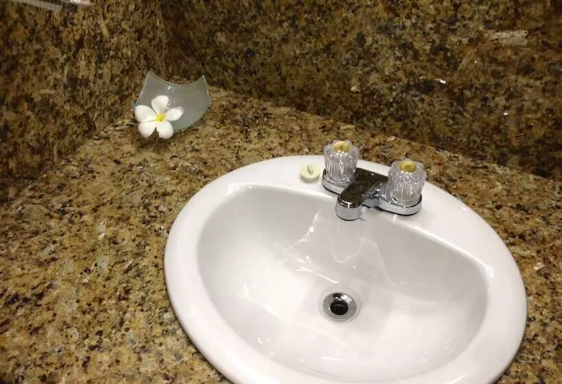 Turtle Beach Cottages