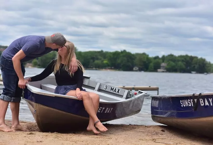 Bakers Sunset Bay Resort