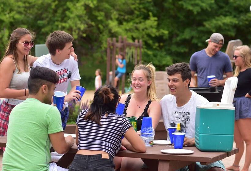 Bakers Sunset Bay Resort