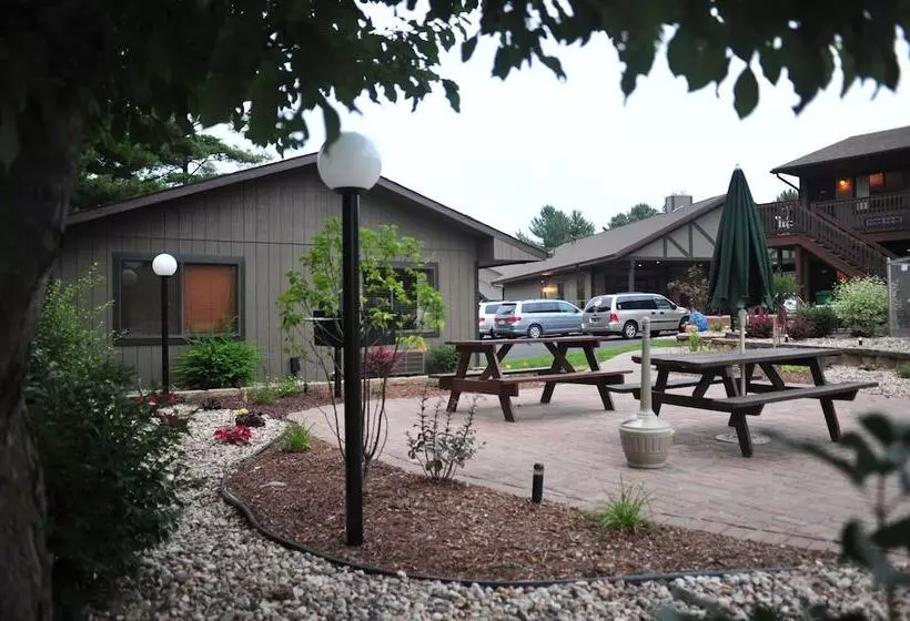 Bakers Sunset Bay Resort