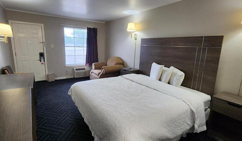 Hotel Alice Motor Inn