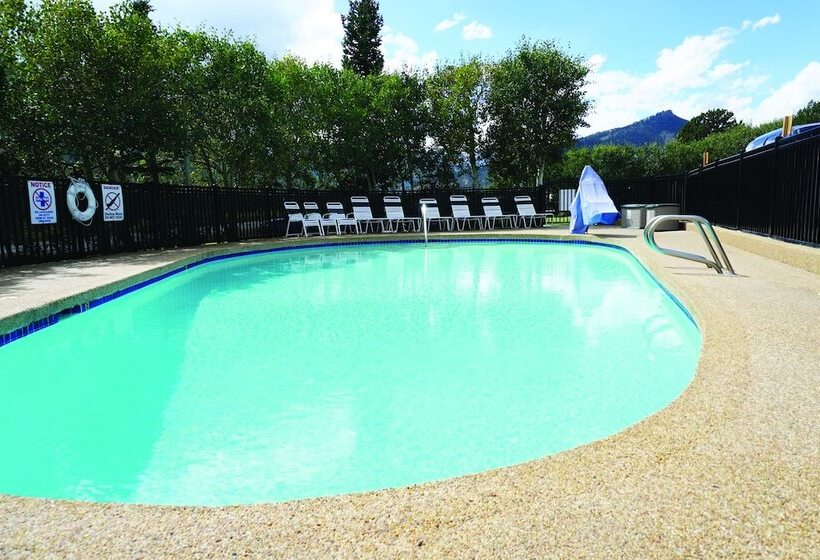 هتل Alpine Trail Ridge Inn