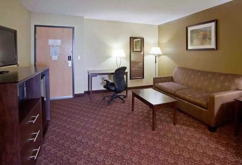 فندق Americinn By Wyndham Blue Earth