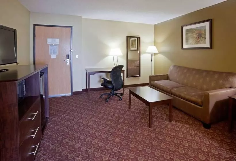 فندق Americinn By Wyndham Blue Earth