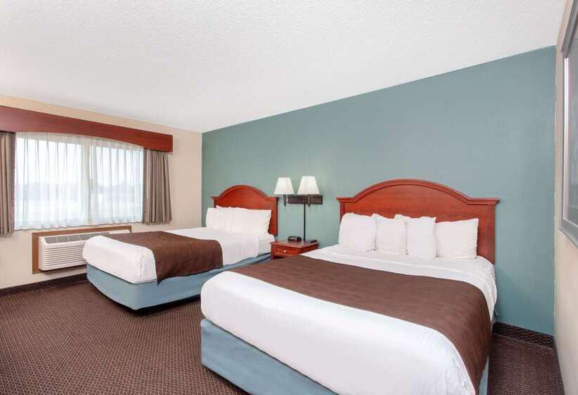 בית מלון כפרי Americinn By Wyndham Chippewa Falls