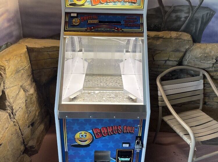 בית מלון כפרי Americinn By Wyndham Chippewa Falls