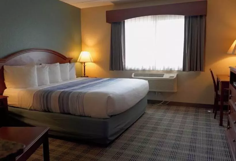 هتل Americinn By Wyndham Chippewa Falls