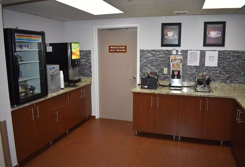 Отель Americinn By Wyndham Inver Grove Heights Minneapolis