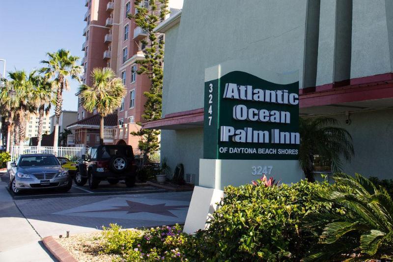 בית מלון כפרי Ambros Daytona