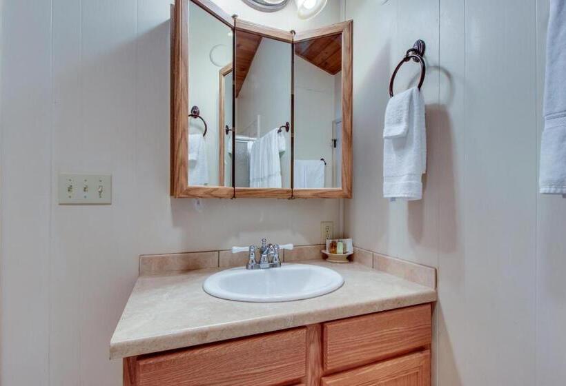 Hotel Bay Point On the Lake