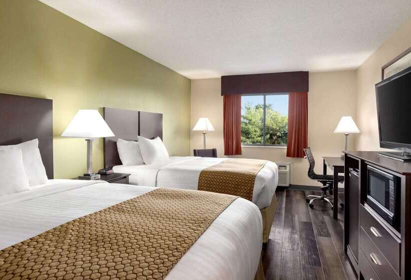 酒店 Baymont By Wyndham Monroe