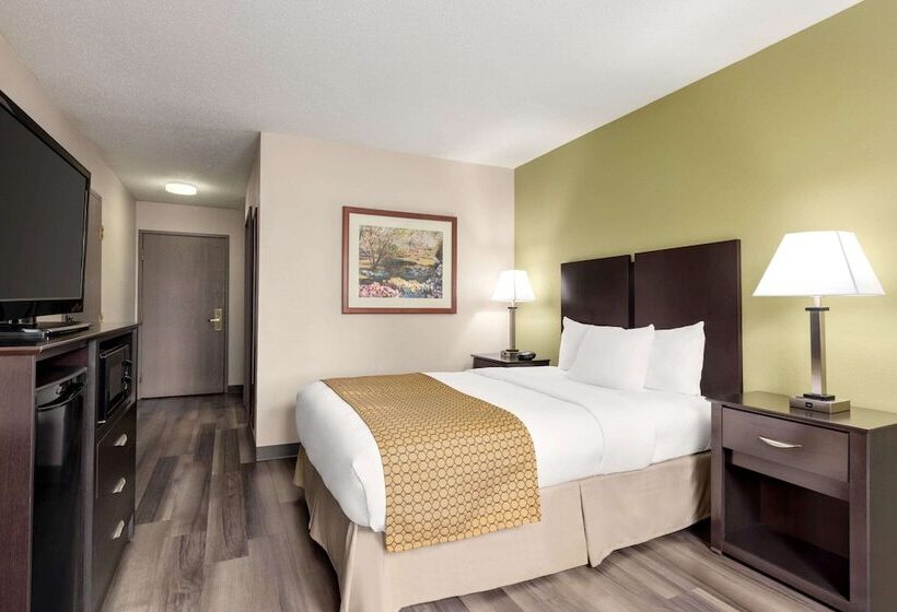 酒店 Baymont By Wyndham Monroe