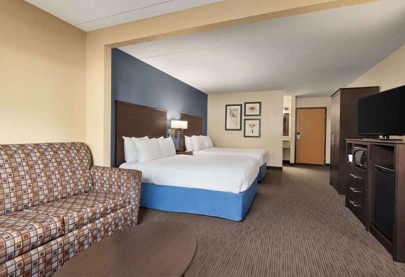 בית מלון כפרי Baymont By Wyndham Owatonna