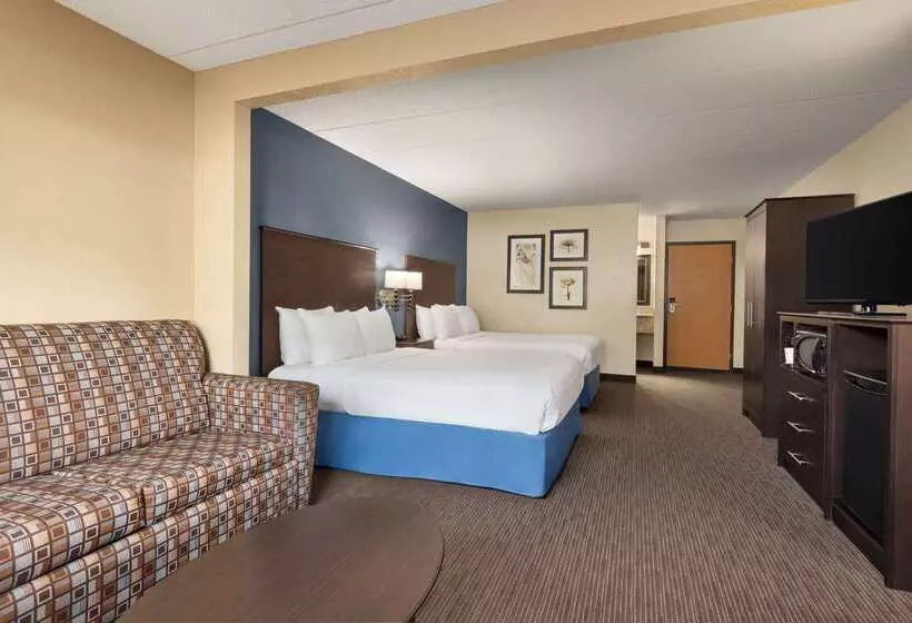 호텔 Baymont By Wyndham Owatonna