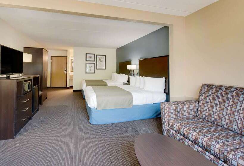 فندق Baymont By Wyndham Owatonna