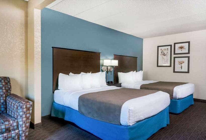 فندق Baymont By Wyndham Owatonna