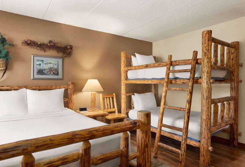 فندق Baymont By Wyndham Owatonna