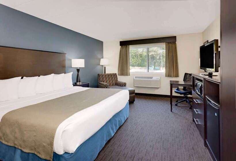 فندق Baymont By Wyndham Owatonna