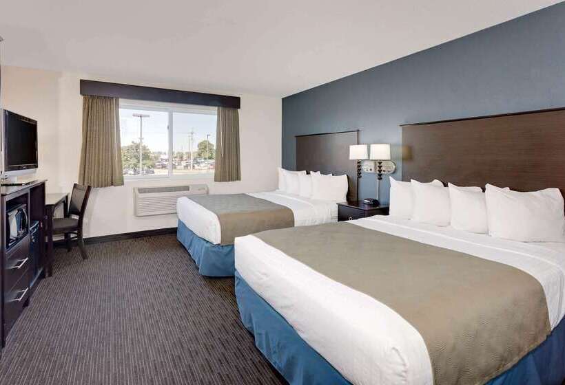 בית מלון כפרי Baymont By Wyndham Owatonna