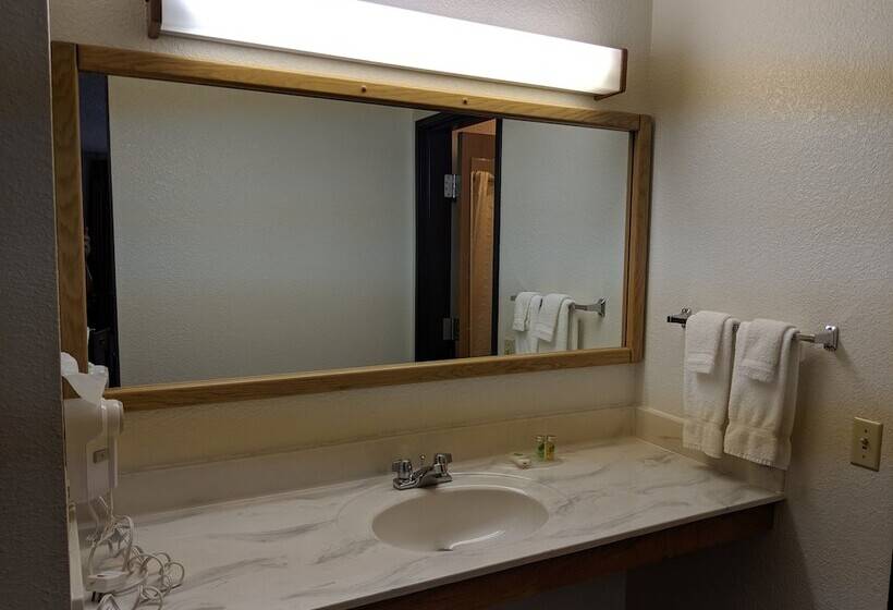 Boarders Inn And Suites By Cobblestone Hotels Ripon