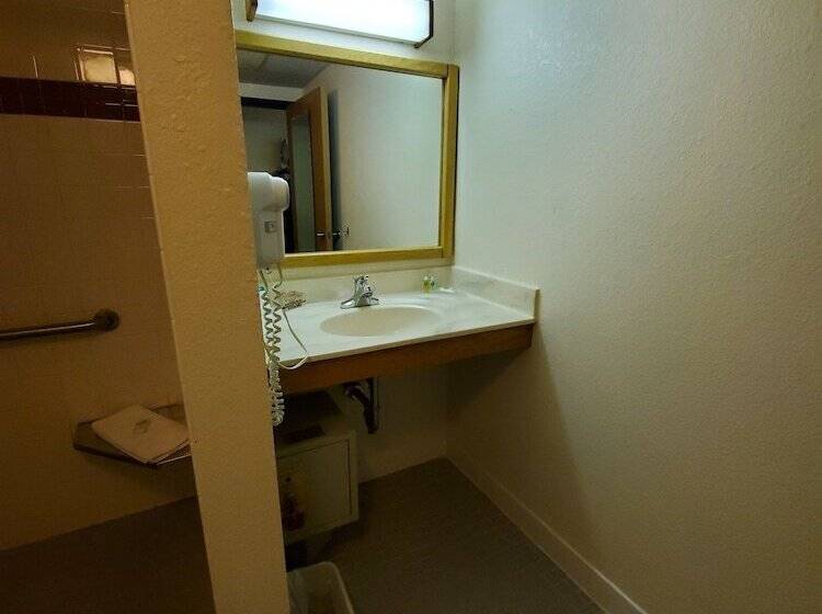 Boarders Inn And Suites By Cobblestone Hotels Ripon