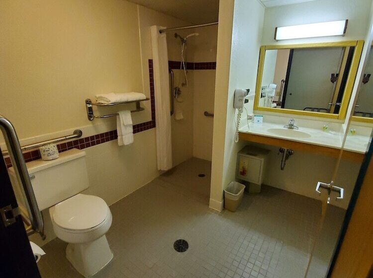 Boarders Inn And Suites By Cobblestone Hotels Ripon