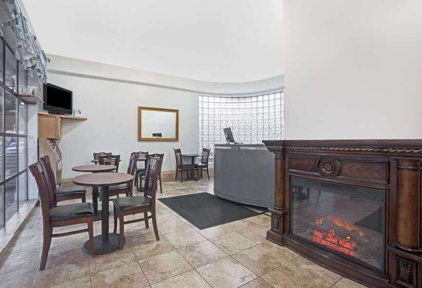 هتل Days Inn By Wyndham Seattle North Of Downtown