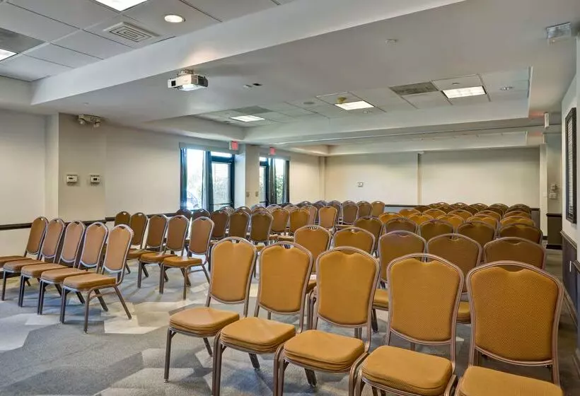 هتل Hyatt Place Baltimore/bwi Airport