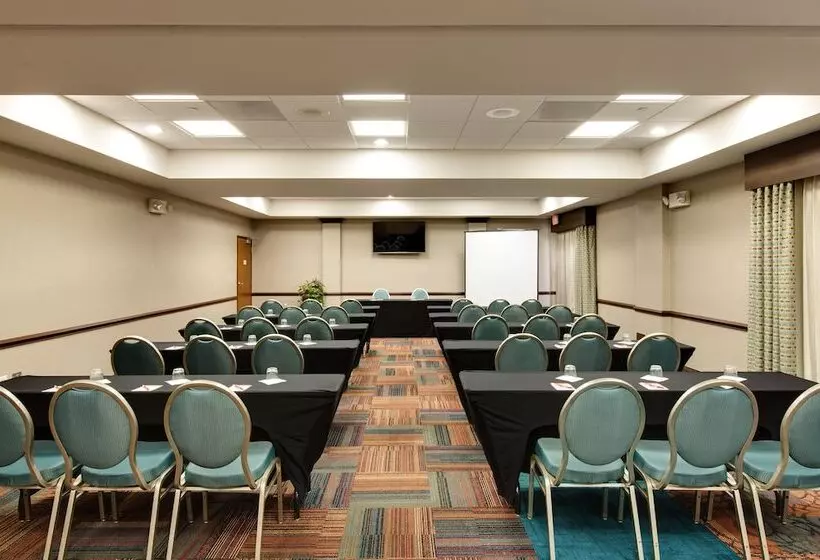 בית מלון כפרי Indigo Chicagovernon Hills, An Ihg