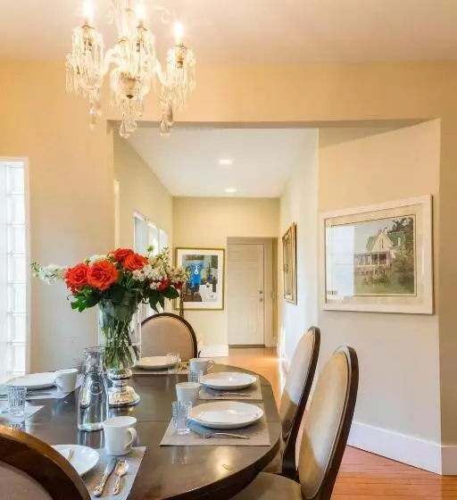 Отель Inn St Helena