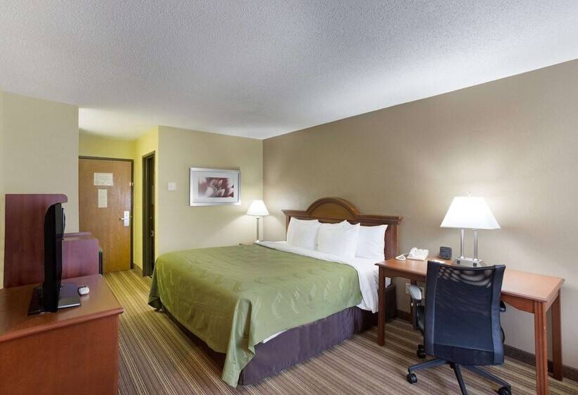 호텔 Quality Inn