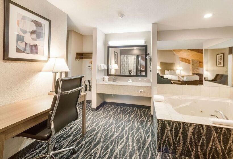 Отель Quality Inn