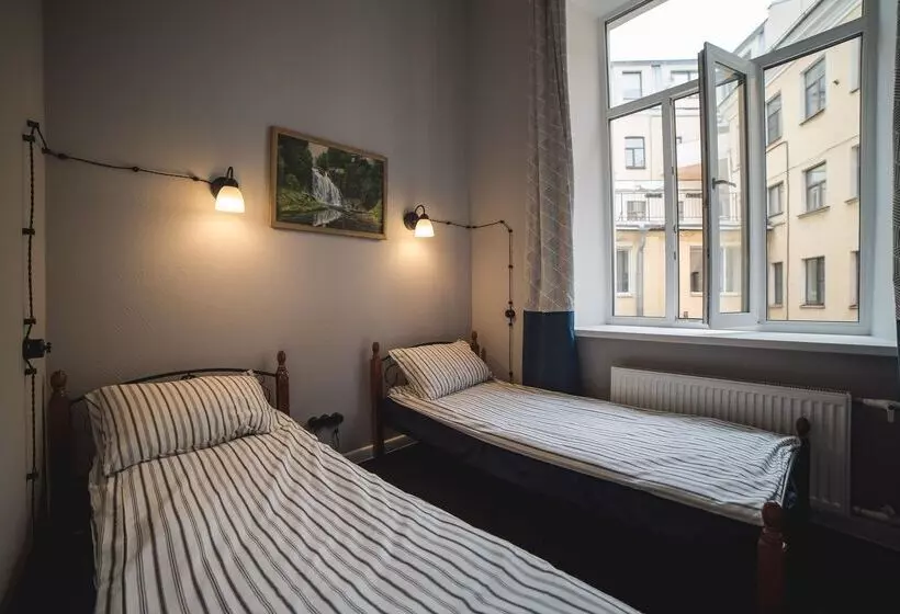 Hostel No Rain No Pain