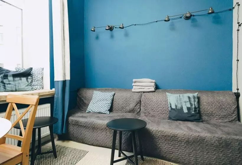 Hostel No Rain No Pain