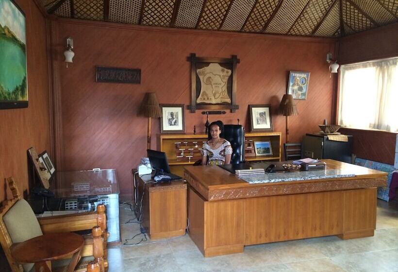 Asham Africa Hotel And Resort