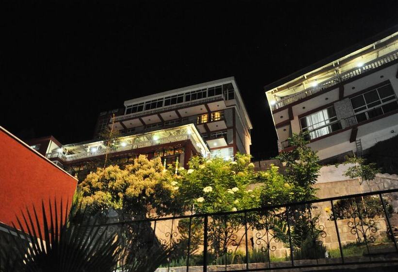 Asham Africa Hotel And Resort