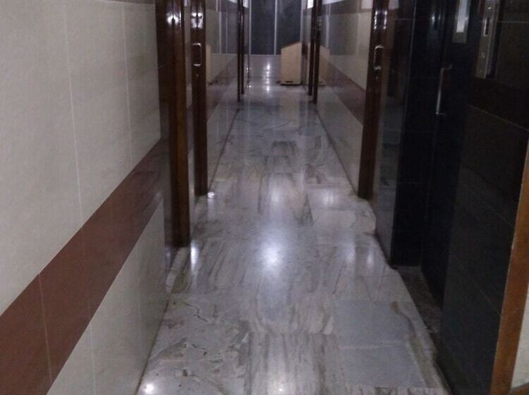 בית מלון כפרי Shriram