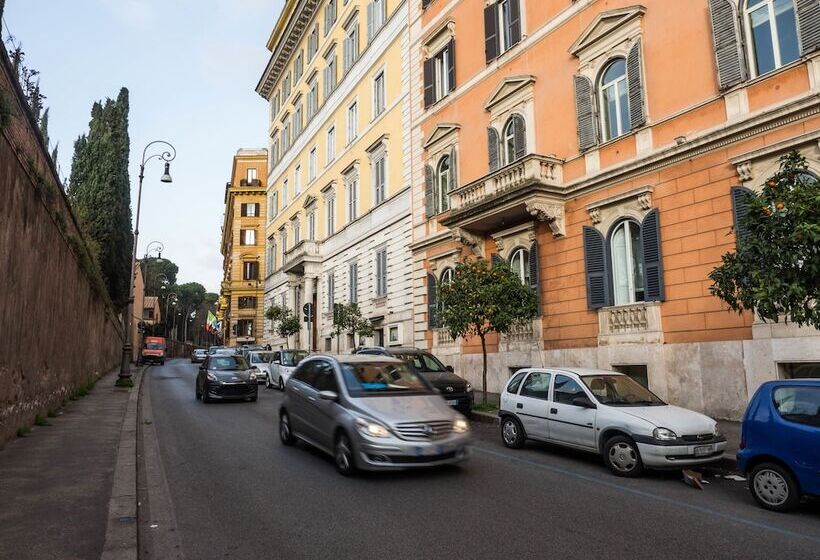 פנסיון Operà Suites Pinciana