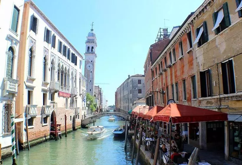 Pensione Silver Star Guest House