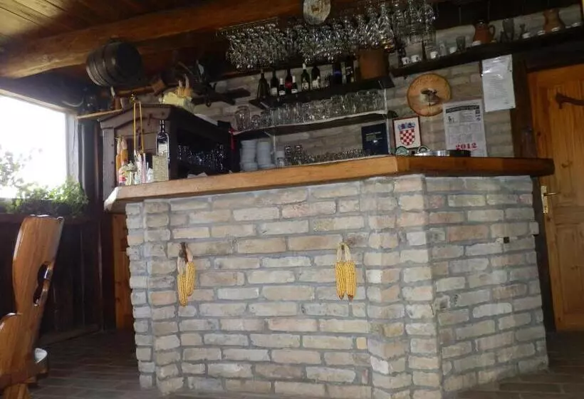 Majatalo Tradicije Cigoc