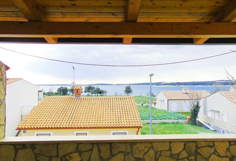 Segundo Al Mar Apartments